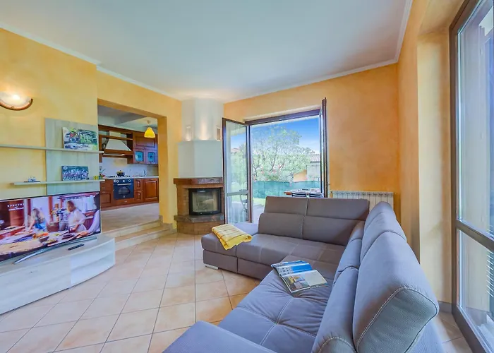 Il Sole Di Mirasole - Happy Holiday home *