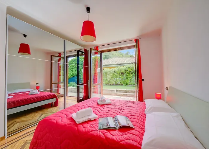 Il Sole Di Mirasole - Happy